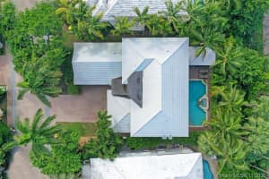 19 Grand Bay Estates Cir, Key Biscayne, FL 33149, Sold 05/19/21