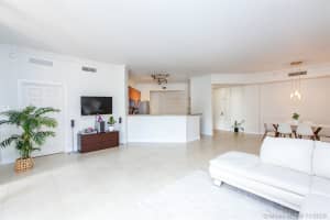 3001 NE 185th St, Aventura, FL 33180, Sold 01/19/21