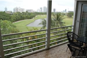 700 NE 14th Ave, Hallandale Beach, FL 33009, Sold 03/31/21