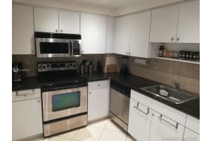 10350 W Bay Harbor Dr #3m, Miami Beach, FL 33154, Sold 09/16/21
