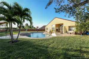 19176 SW 12th St, Pembroke Pines, FL 33029, Sold 03/05/21