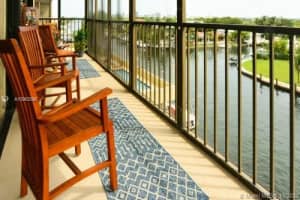 2500 NE 135th St C411, North Miami, FL 33181, Sold 01/22/21
