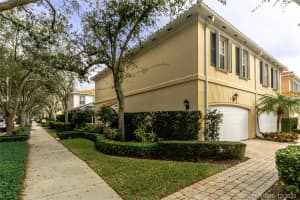 3 Laurel Oaks Cir, Jupiter, FL 33469, Sold 03/10/21