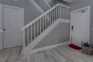 3 Laurel Oaks Cir, Jupiter, FL 33469, Sold 03/10/21