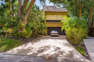 766 St Albans Dr, Boca Raton, FL 33486, Sold 04/09/21