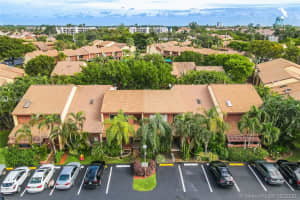 448 SE 14th St, Dania Beach, FL 33004, Sold 12/30/20