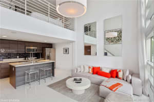 421 Meridian Ave, Miami Beach, FL 33139, Sold 07/16/21