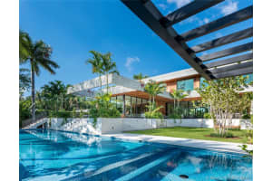 1420 W 23rd St, Miami Beach, FL 33140, Sold 01/25/21