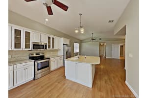 5227 NW 116th Ave, Coral Springs, FL 33076, Sold 01/13/21