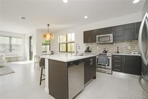 10300 NW 70th Terrace, Doral, FL 33178, Sold 01/15/21