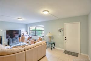 34 Seville Cir, Davie, FL 33324, Sold 06/14/21