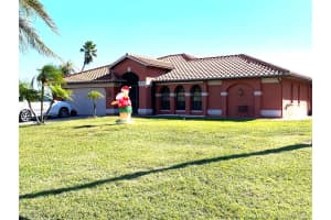 12321 Avida Ln, Bonita Springs, FL 34135, Sold 02/18/21