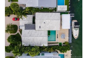 1975 NE 117th Rd, North Miami, FL 33181, Sold 03/08/21