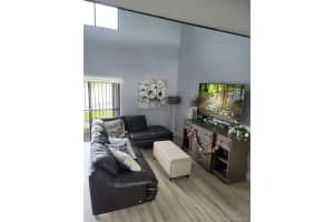 1351 SW 124th Ct B5, Miami, FL 33184, Sold 02/05/21