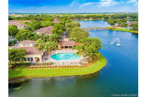 2427 Centergate Dr, Miramar, FL 33025, Sold 02/02/21