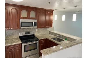 8031 NW 8th St, Miami, FL 33126, Sold 04/03/21