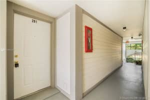 931 NE 199th St, Miami, FL 33179, Sold 02/26/21