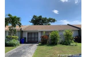 5540 Lakewood Cir S, Margate, FL 33063, Sold 12/04/20