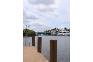 1000 Lowry St #2e, Delray Beach, FL 33483, Sold 02/18/22