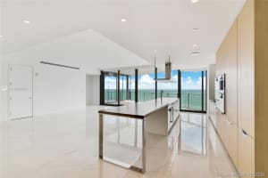 15701 Collins Ave Suite 4401, Sunny Isles Beach, FL 33160, Sold 03/01/21
