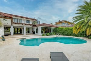 418 Holiday Dr, Hallandale Beach, FL 33009, Sold 03/30/21