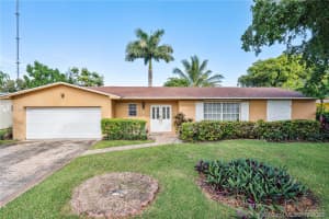 901 NW 207th St, Miami, FL 33169, Sold 03/30/21