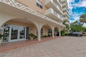 1455 N Treasure Dr #2j, North Bay Village, FL 33141, Sold 05/18/21