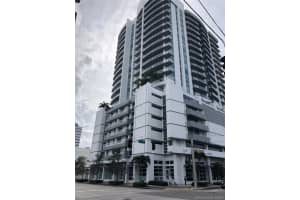 315 NE 3rd Ave, Fort Lauderdale, FL 33301, Sold 03/01/21