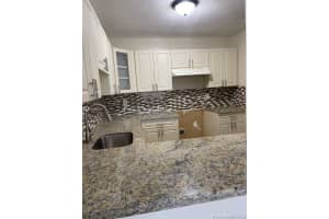 6980 NW 186th St, Hialeah, FL 33015, Sold 01/30/21