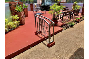 16850 S Glades Dr #2a, North Miami Beach, FL 33162, Sold 12/06/20