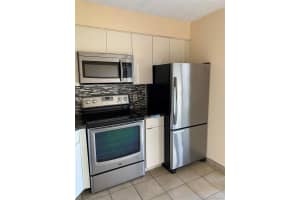 5560 W 21st Ct, Hialeah, FL 33016, Sold 03/29/21
