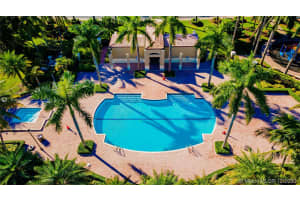 5285 NW 112th Pl, Doral, FL 33178, Sold 01/25/21