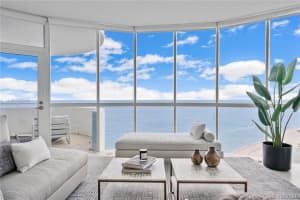 6301 Collins Ave # Lph3, Miami Beach, FL 33141, Sold 02/04/21