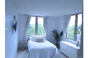 2630 SW 28th St, Coral Gables, FL 33133, Sold 03/05/21