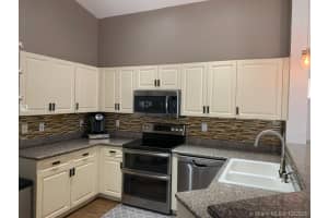 1549 Salerno Cir, Weston, FL 33327, Sold 01/05/21