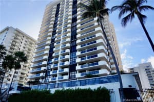 5757 Collins Ave # 305, Miami Beach, FL 33140, Sold 04/30/21