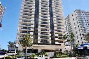 5757 Collins Ave # 305, Miami Beach, FL 33140, Sold 04/30/21