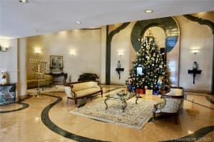 5757 Collins Ave # 305, Miami Beach, FL 33140, Sold 04/30/21