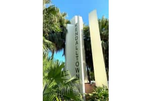 10572 SW 77th Terrace, Miami, FL 33173, Sold 01/05/21
