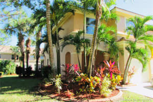 222 River Bluff Ln, Royal Palm Beach, FL 33411, Sold 03/05/21