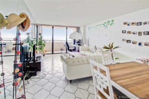 2555 Collins Ave, Miami Beach, FL 33140, Sold 06/23/21