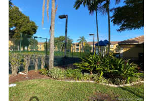 9650 NW 2nd St, Pembroke Pines, FL 33024, Sold 03/26/21