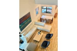 10383 NW 77th St, Doral, FL 33178, Sold 05/13/21