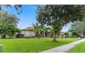 13334 SW 42nd St, Davie, FL 33330, Sold 02/08/21
