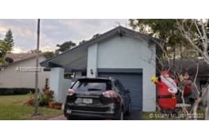 8209 NW 100th Dr, Tamarac, FL 33321, Sold 04/05/21