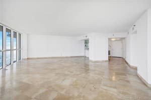 16425 Collins Ave, Sunny Isles Beach, FL 33160, Sold 04/05/21