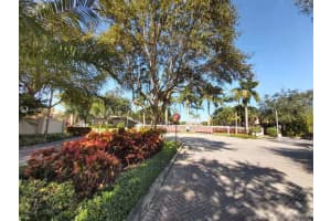 9101 NW 40th St, Sunrise, FL 33351, Sold 01/21/21