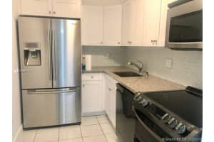 8511 NW 8th St, Miami, FL 33126, Sold 01/27/21