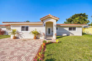2465 NE 209th Terrace, Miami, FL 33180, Sold 04/09/21