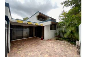 6386 Jack Rabbit Ln, Hialeah, FL 33014, Sold 01/12/21
